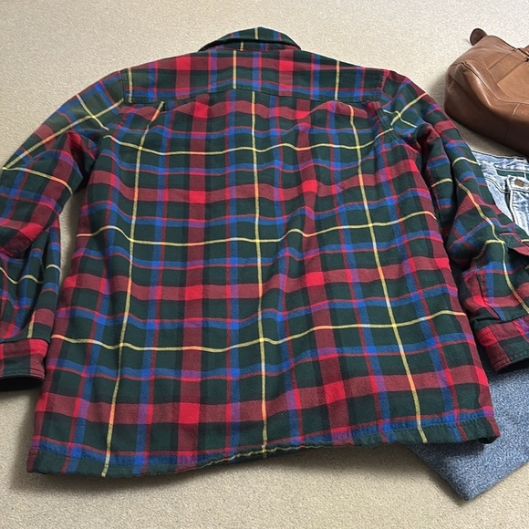 L.L. Bean fleece lined flannel - Picture 2 of 6